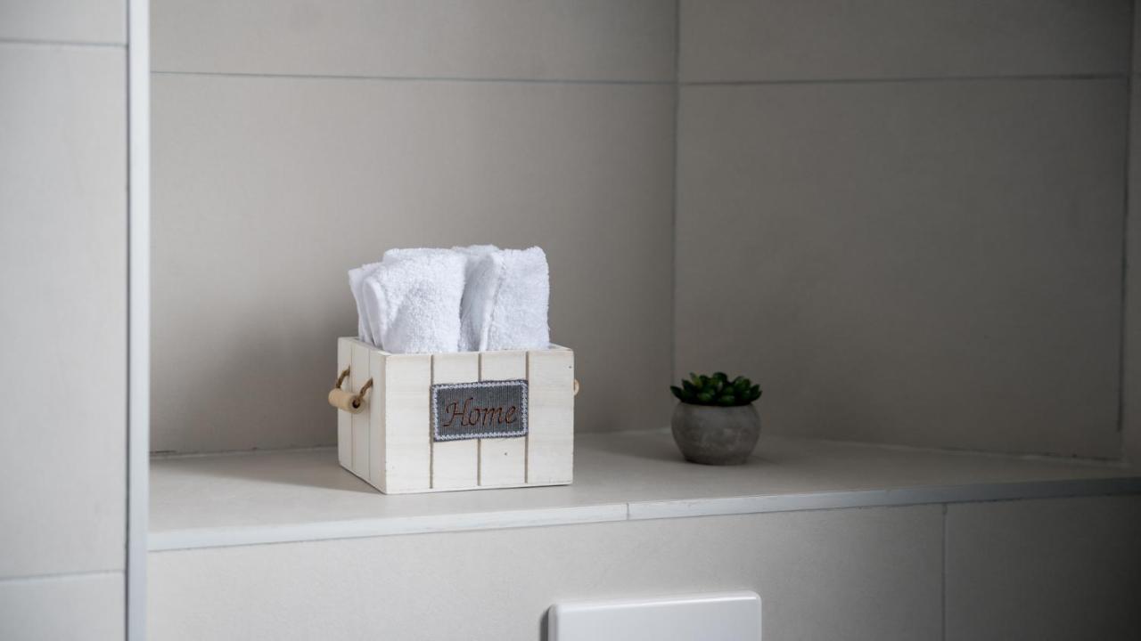 Cozy Apartment, 10 Minutes Walking Distance From The Old Town Kotor Kültér fotó